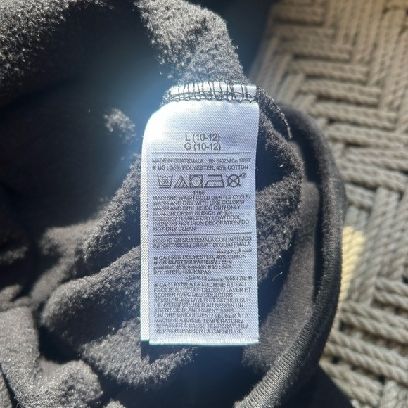 Old Navy Pokemon Sweatshirt in Black Size Youth Boys Large - Picture 6 of 8